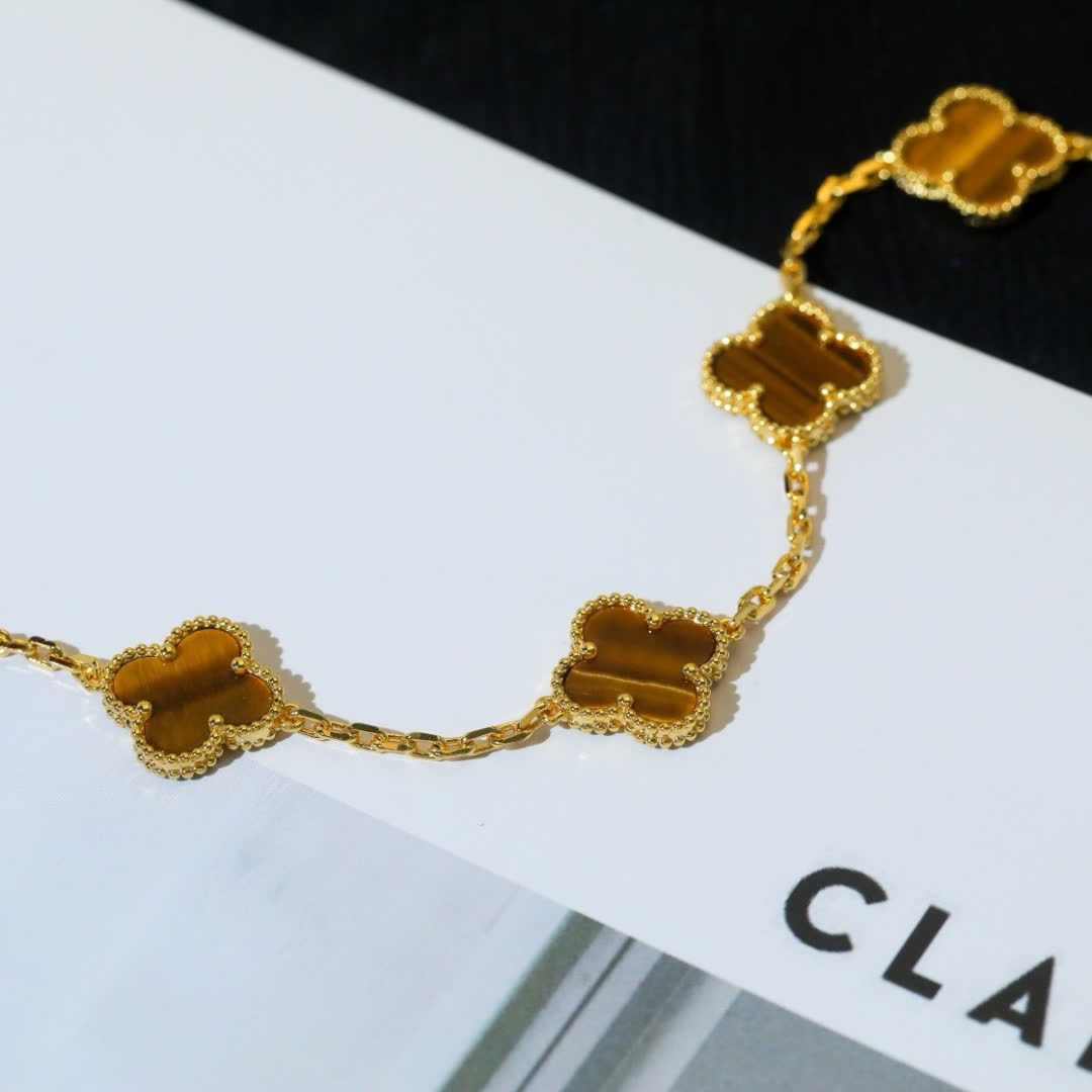 Van Cleef & Arpels Vintage Alhambra Yellow Gold Tiger's Eye Bracelet